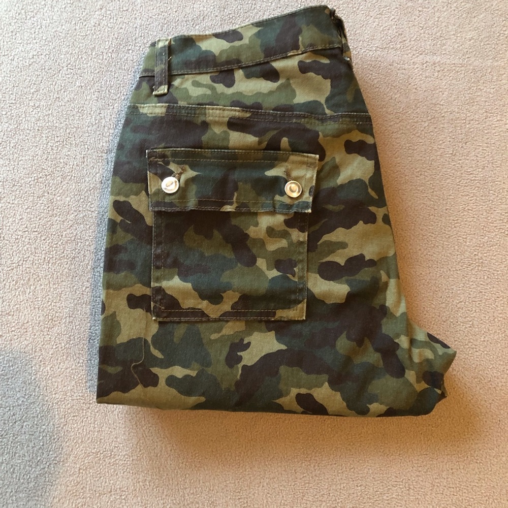 Camo jeans